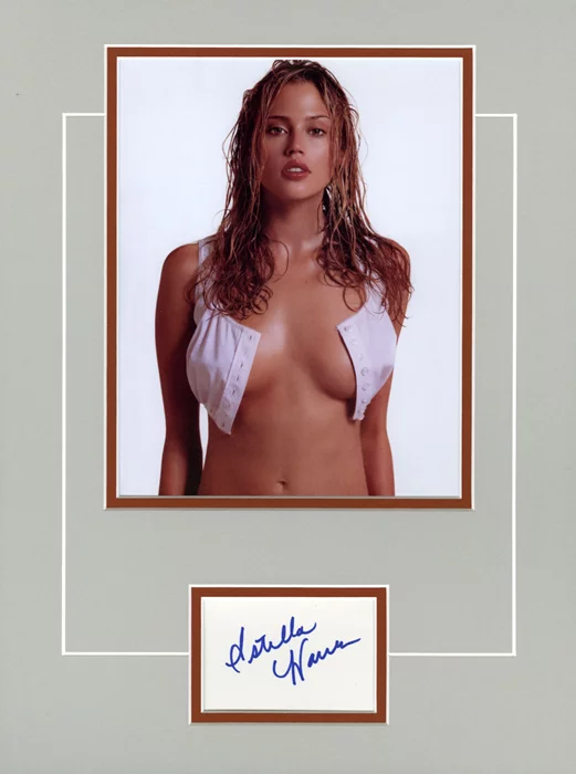 Estella Warren autograph