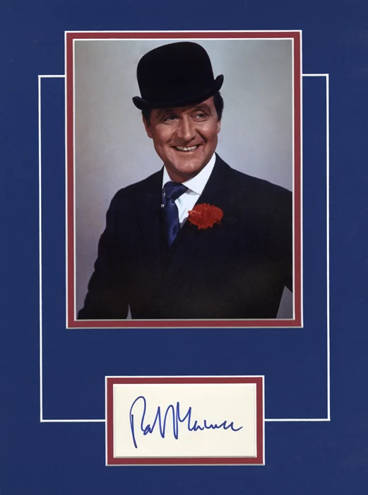Patrick MacNee autograph