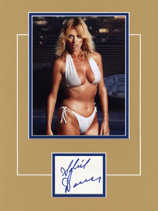 Sybil Danning autograph