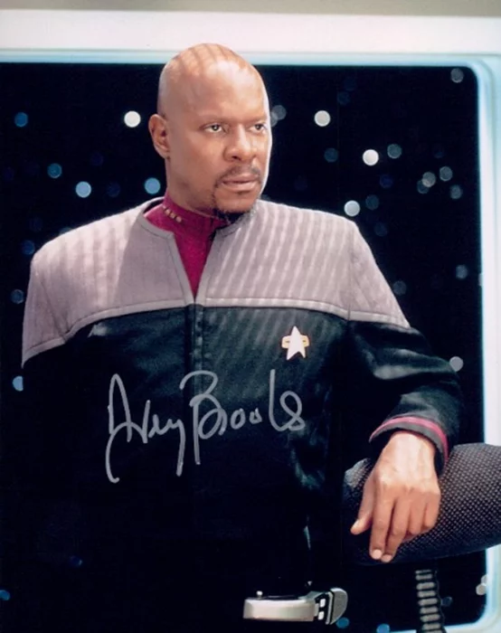 Avery Brooks autograph