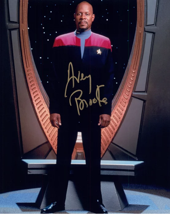 Avery Brooks autograph