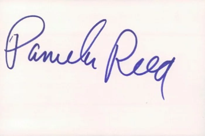 Pamela Reed autograph