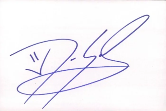 Jason Earles autograph