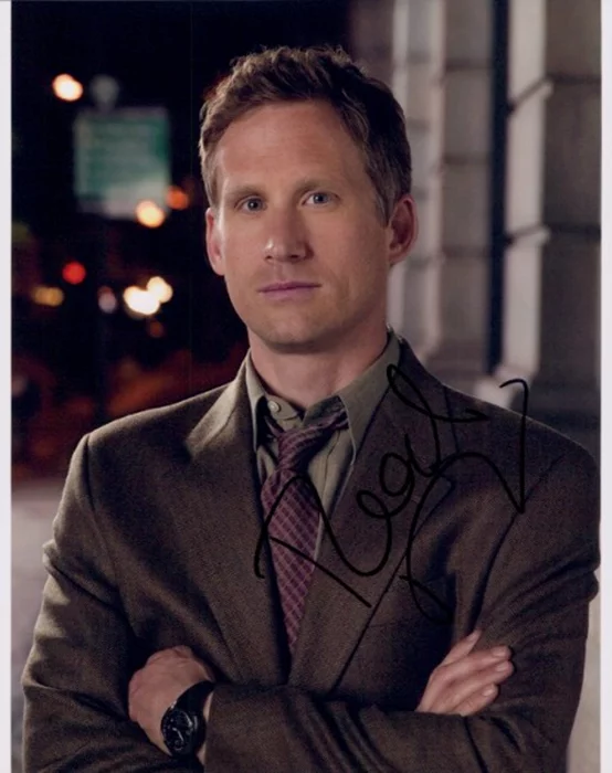 Reed Diamond autograph