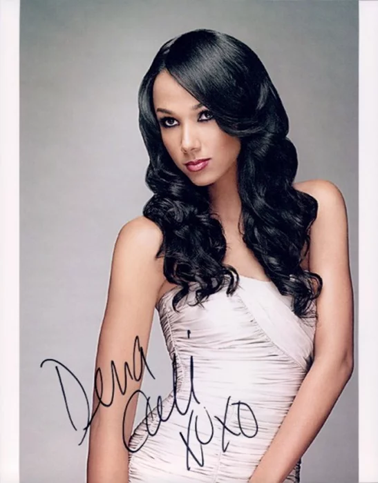 Dena Cali autograph
