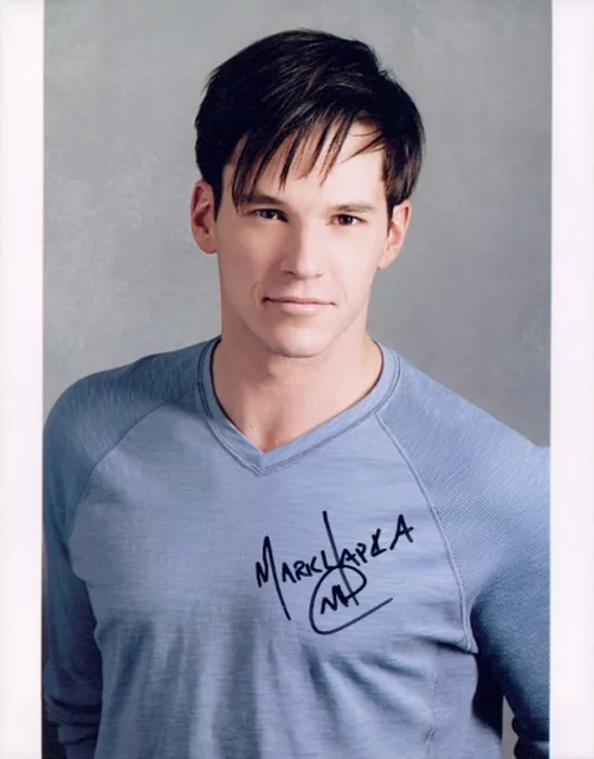 Mark Hapka autograph