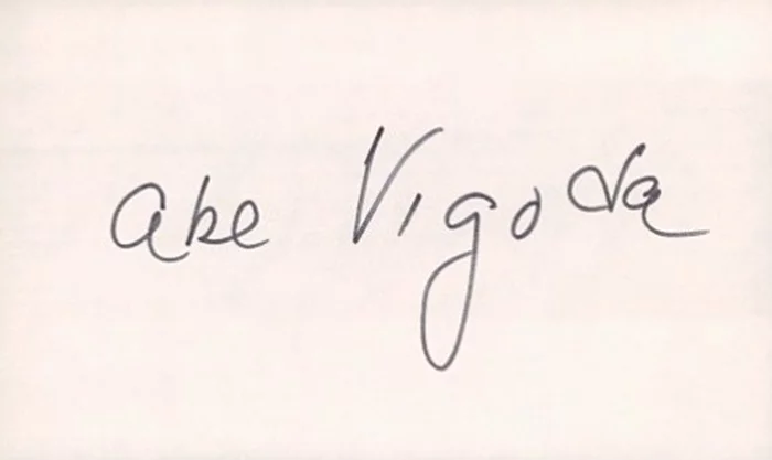 Abe Vigoda autograph