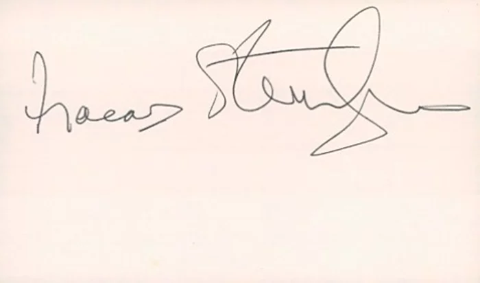 Frances Sternhagen autograph