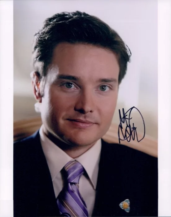 Michael McMillian autograph