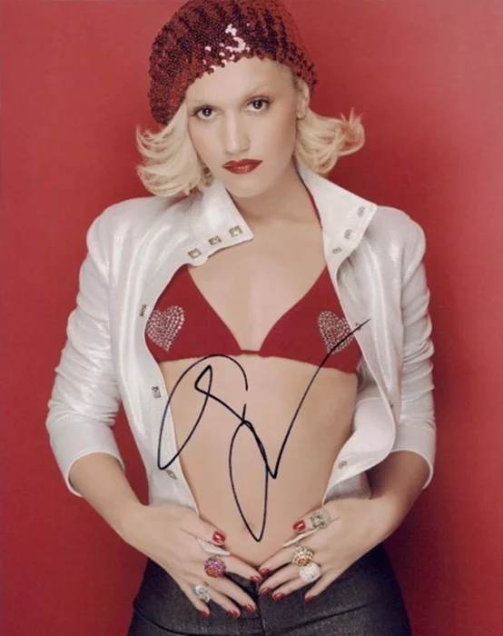 Gwen Stefani autograph