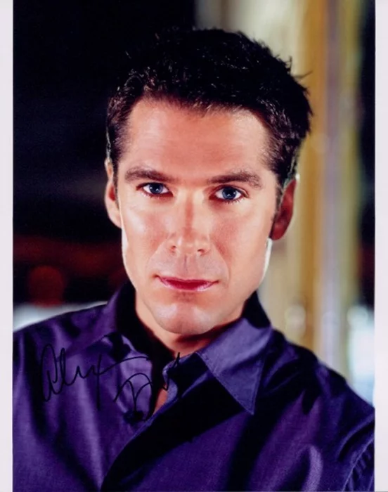 Alexis Denisof autograph