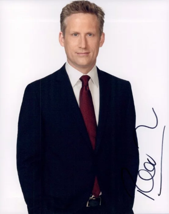 Reed Diamond autograph
