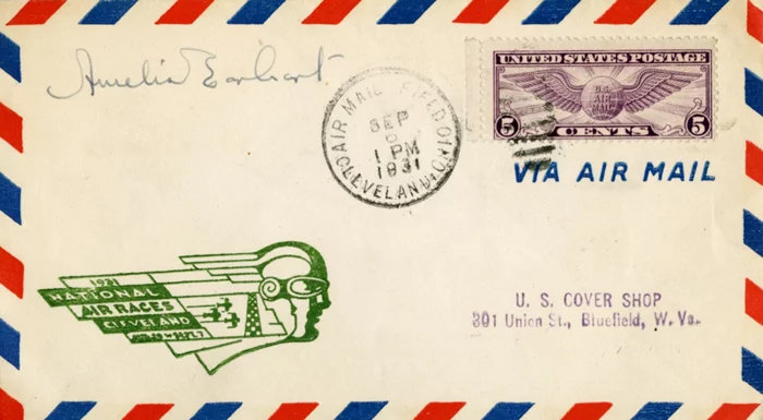 Amelia Earhart autograph