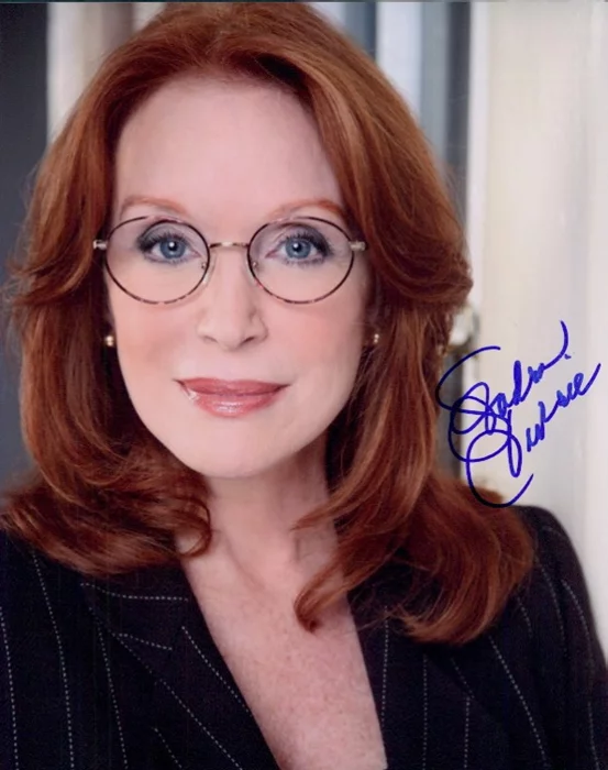 Sondra Currie autograph