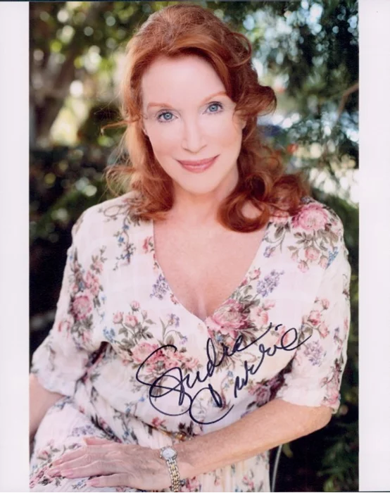 Sondra Currie autograph