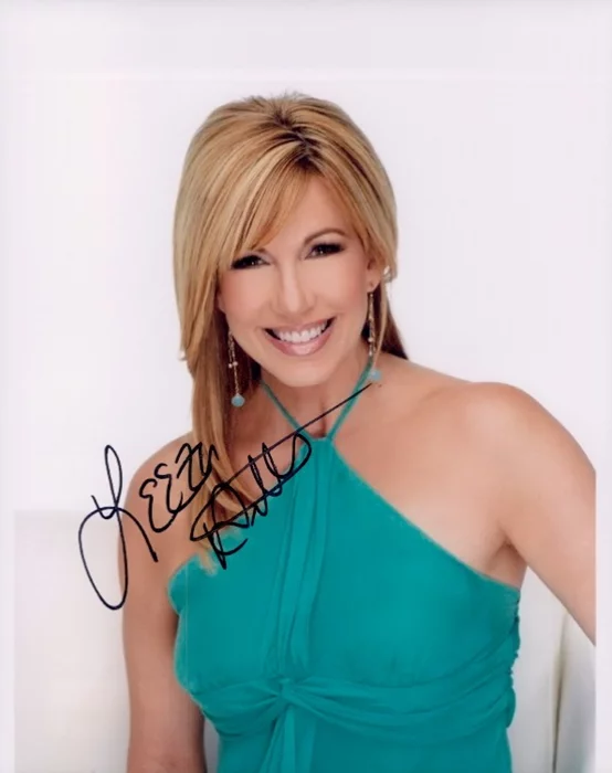 Leeza Gibbons autograph