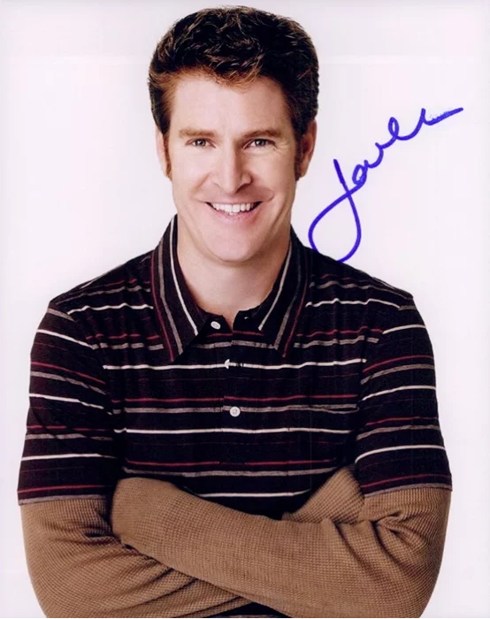 Jamie Kaler autograph