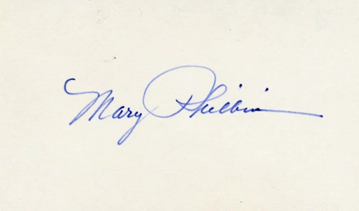 Mary Philbin autograph