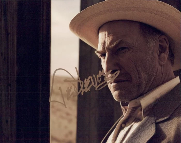 Ted Levine autograph