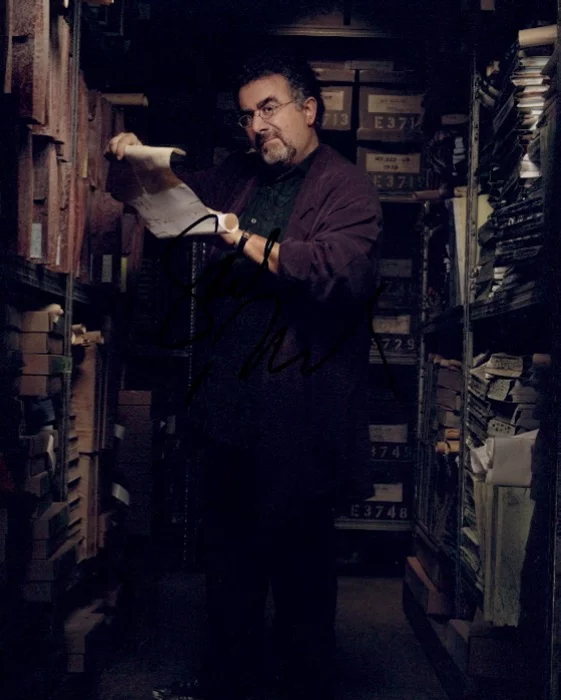 Saul Rubinek autograph