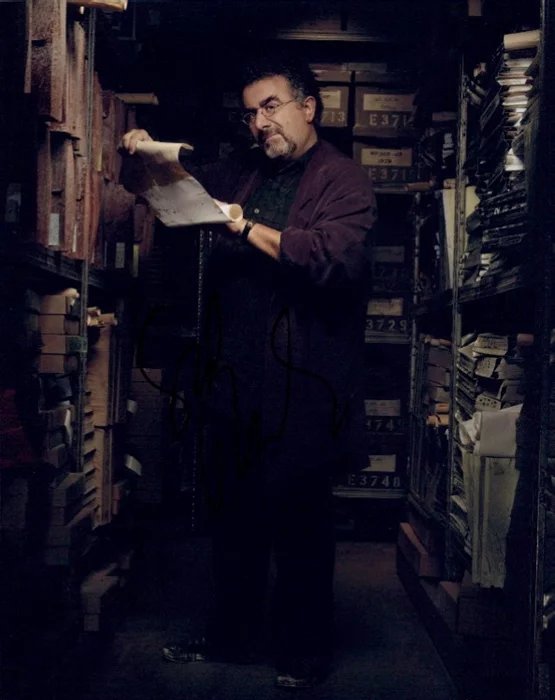 Saul Rubinek autograph