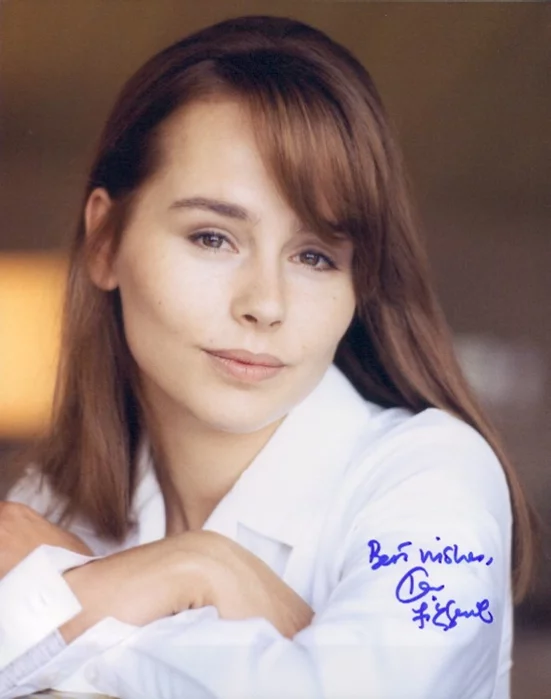 Tara Fitzgerald autograph
