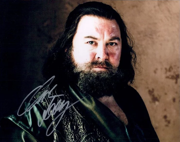 Mark Addy autograph