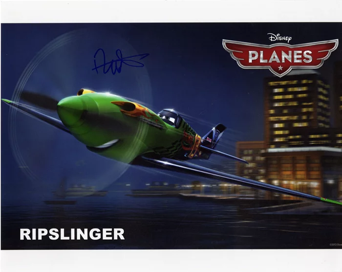 Roger Craig Smith autograph