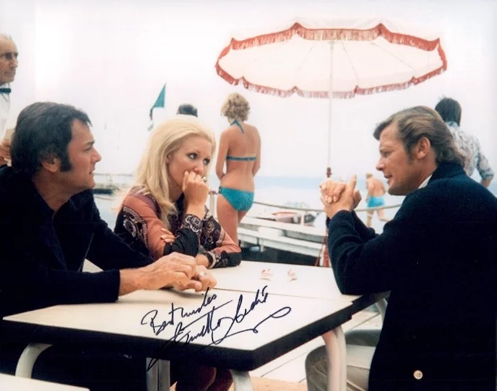 Annette Andre autograph