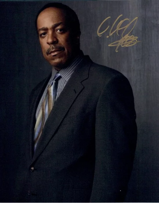 Robert Gossett autograph