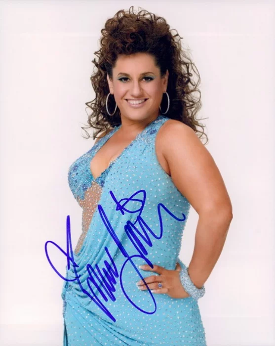 Marissa Jaret Winokur autograph