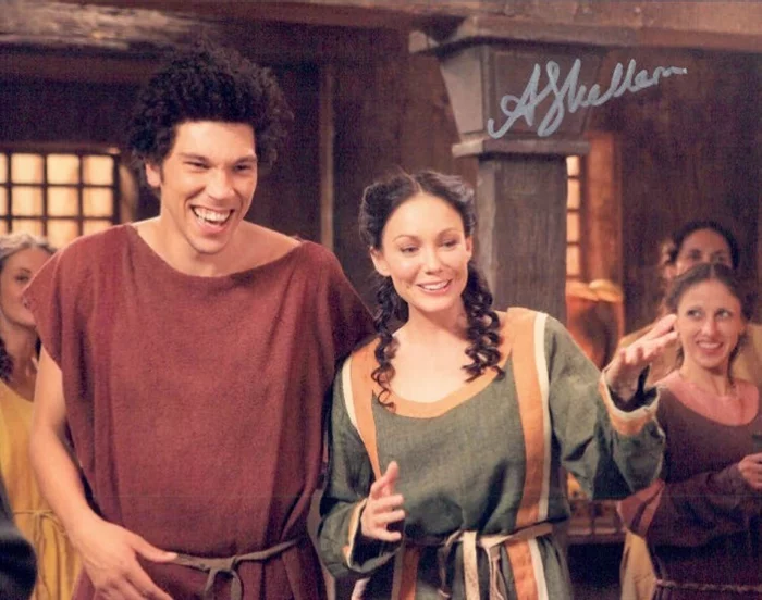 Anna Skellern autograph