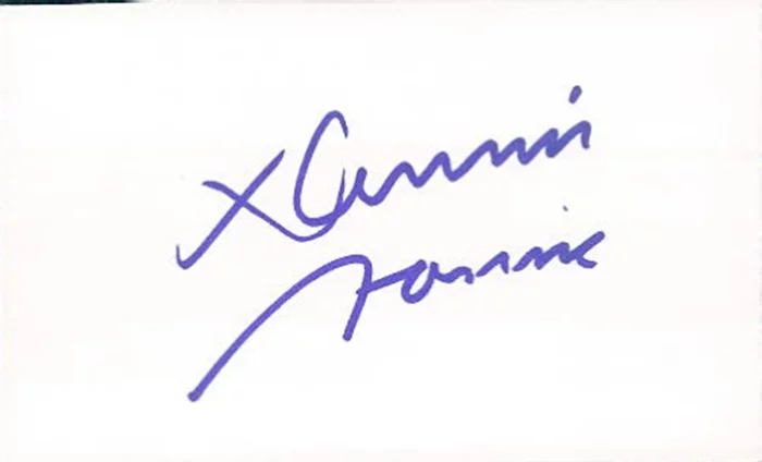 Dennis Farina autograph