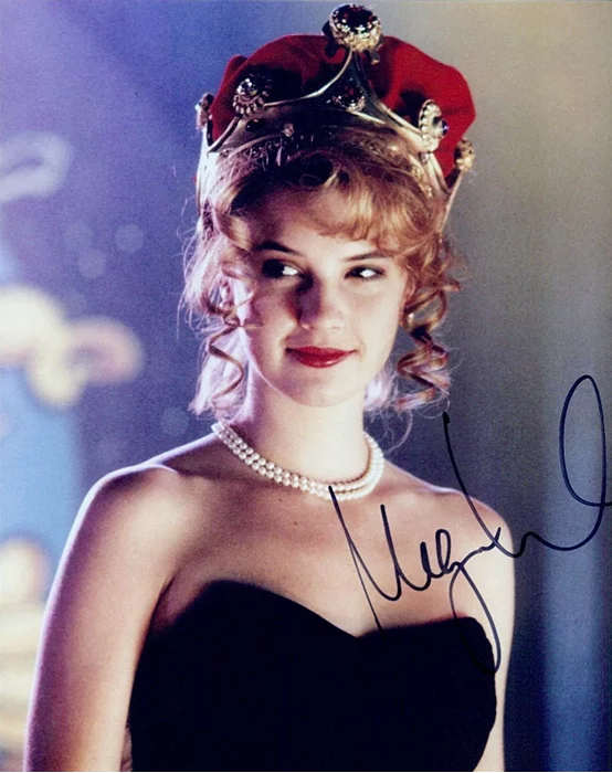 Megan Ward autograph