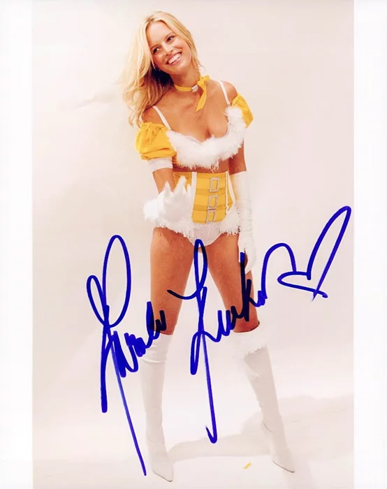 Karolina Kurkova autograph