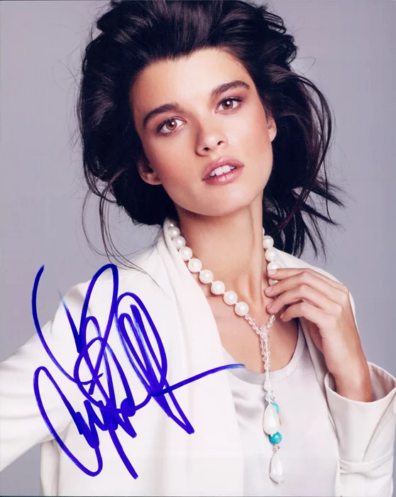 Crystal Renn autograph