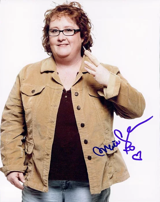Maile Flanagan autograph