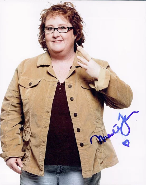 Maile Flanagan autograph