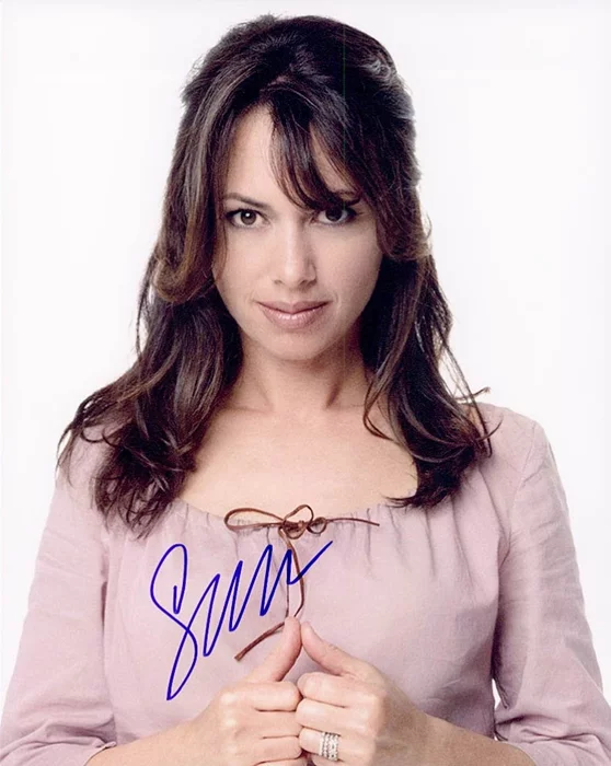 Susanna Hoffs autograph