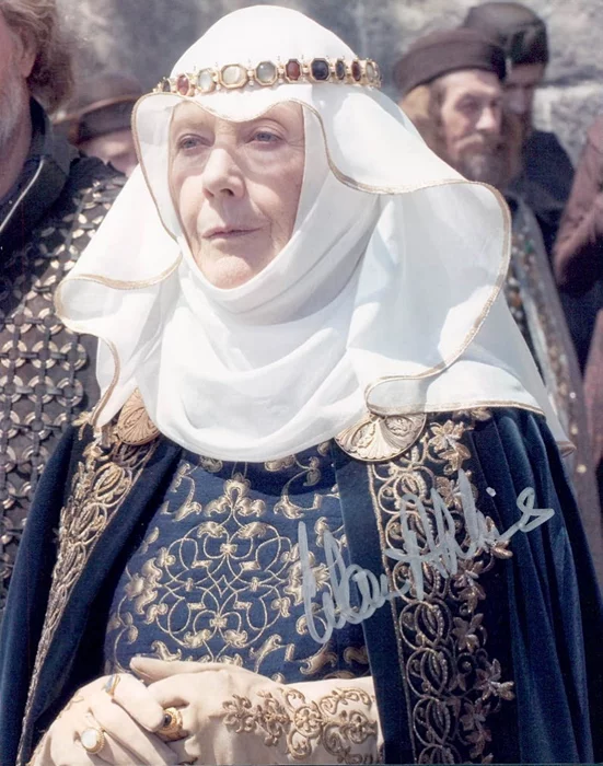 Eileen Atkins autograph