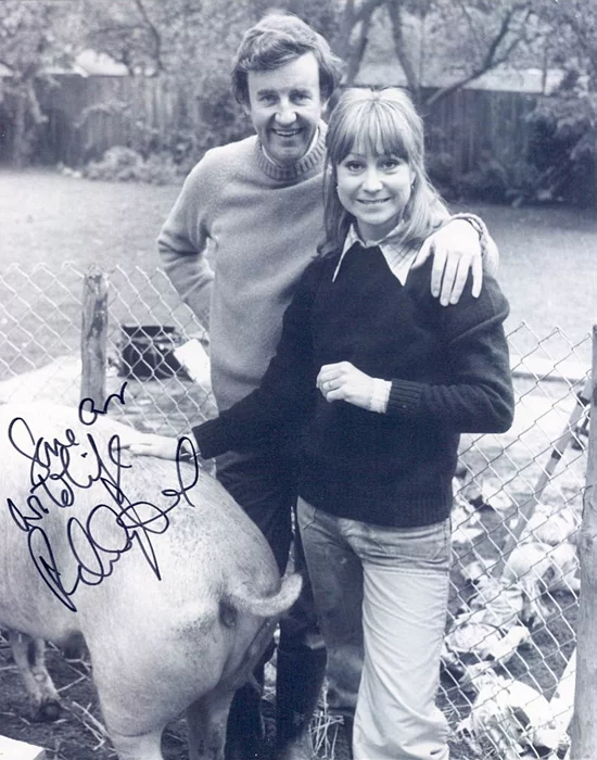 Felicity Kendal autograph