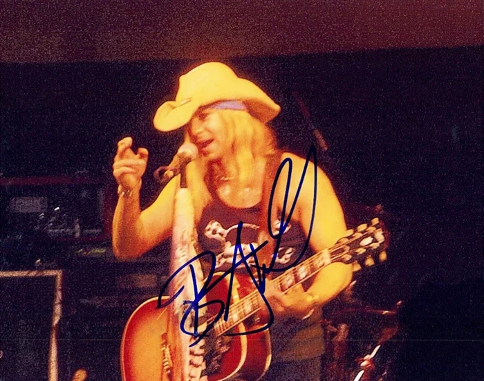 Brett Michaels autograph