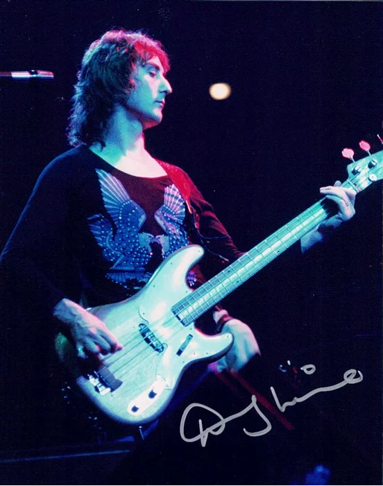 Denny Laine autograph