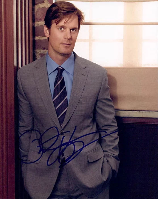 Peter Krause autograph