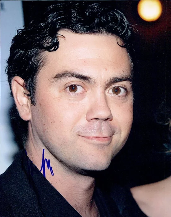 Joe Lo Truglio autograph
