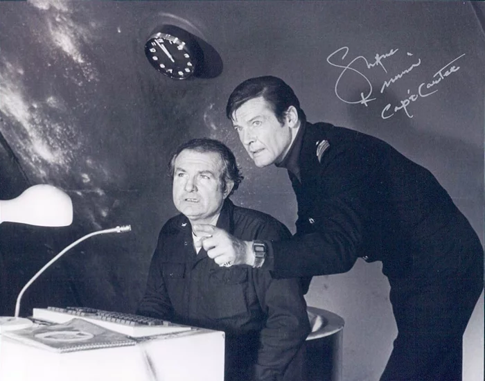 Shane Rimmer autograph