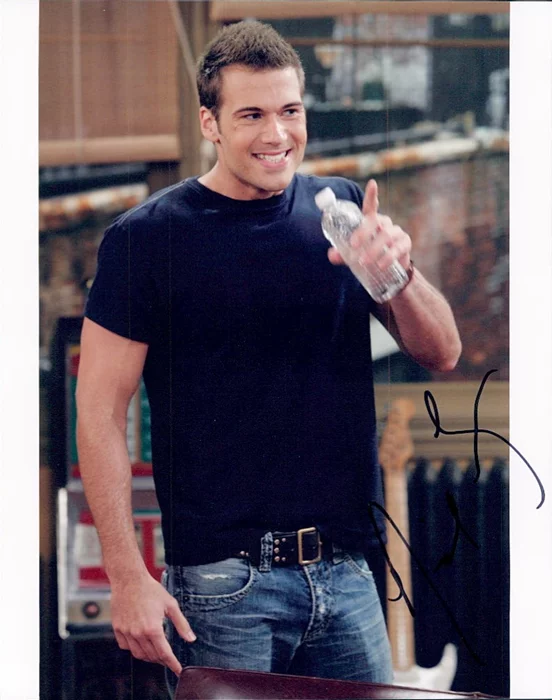 Nick Zano autograph