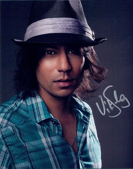 Vik Sahay autograph