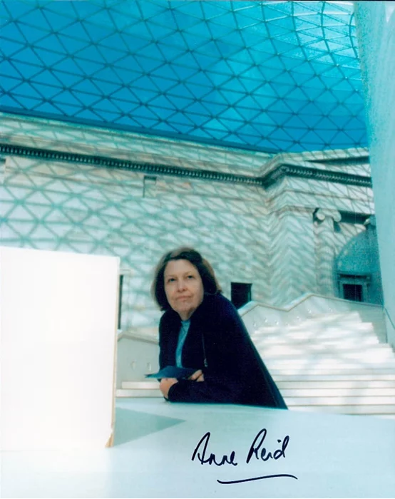Anne Reid autograph