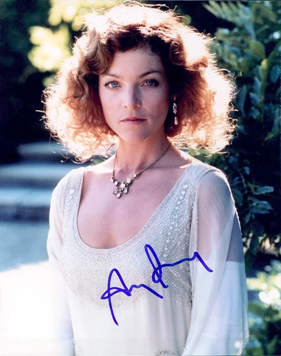 Amy Irving autograph